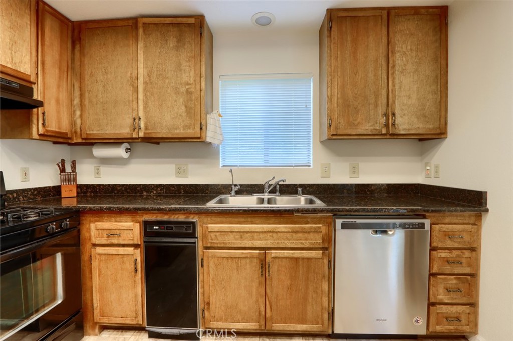7430 Henness Ridge Rd, Yosemite, CA 95389
