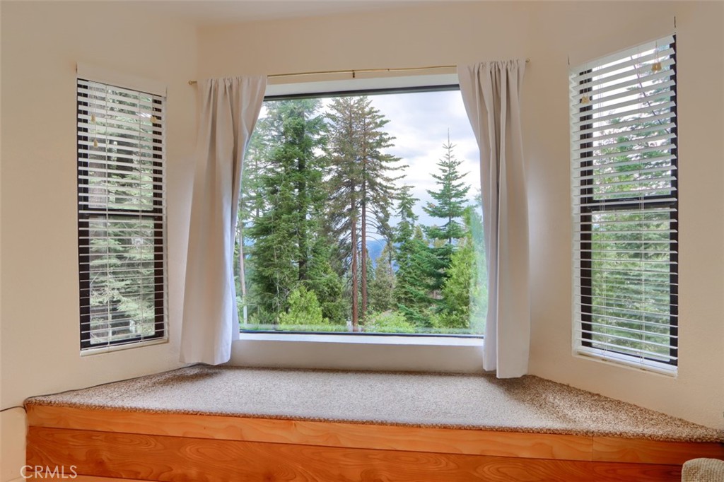 7430 Henness Ridge Rd, Yosemite, CA 95389