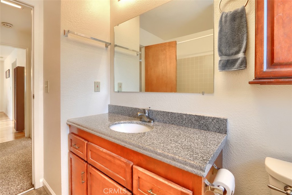 7430 Henness Ridge Rd, Yosemite, CA 95389