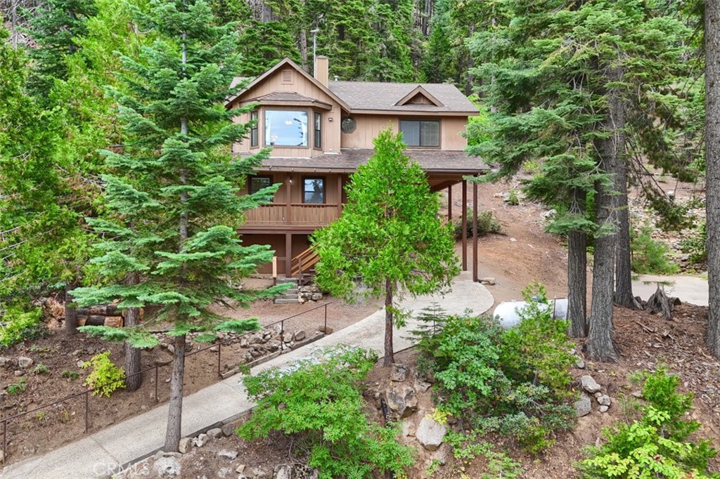 7430 Henness Ridge Rd, Yosemite, CA 95389