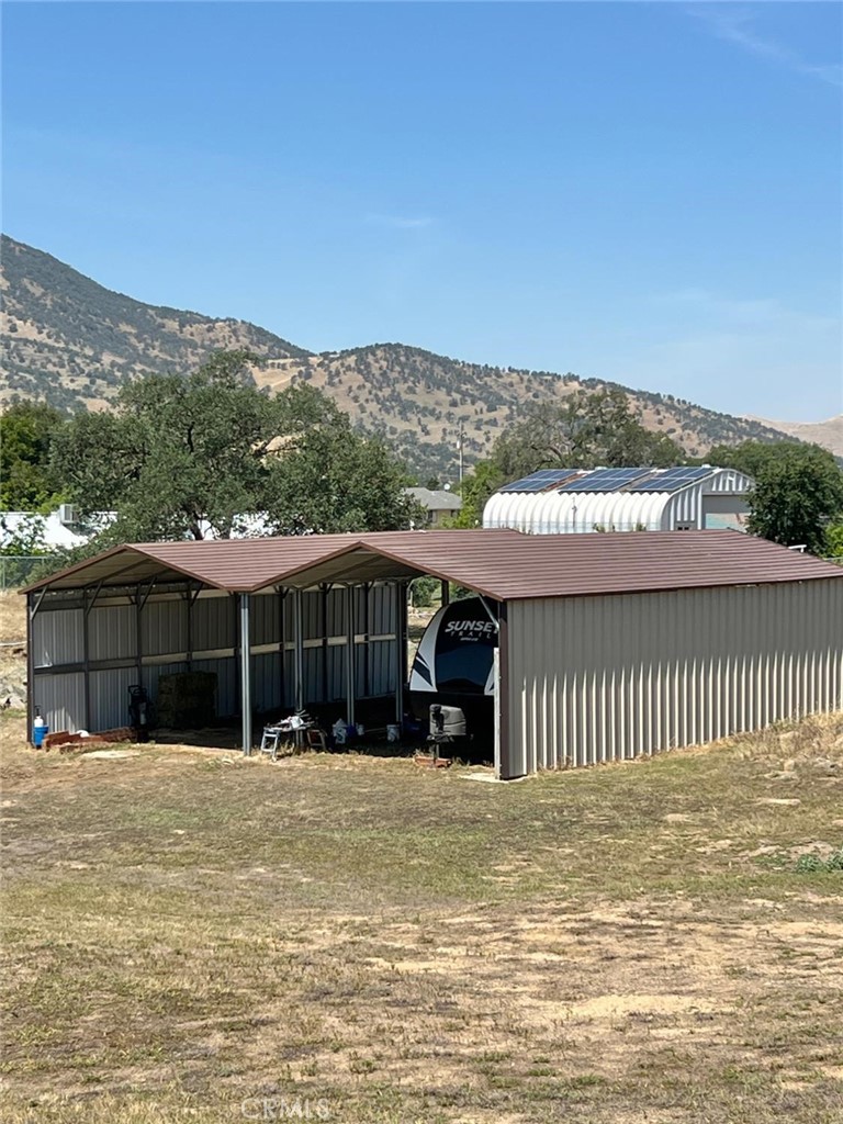 7197 Perlman, Sanger, CA 93657