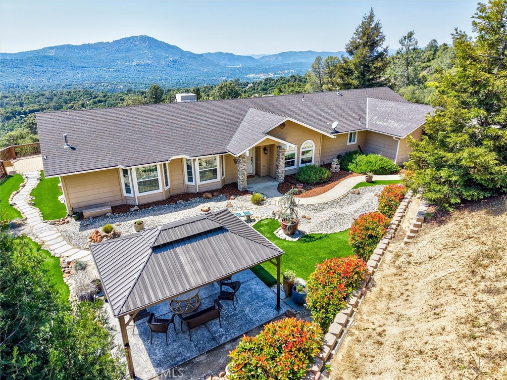 39380 Suncrest Ct, Oakhurst, CA 93644