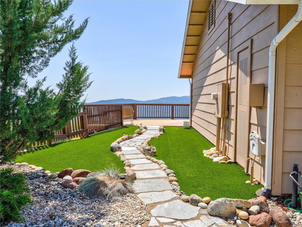 39380 Suncrest Ct, Oakhurst, CA 93644