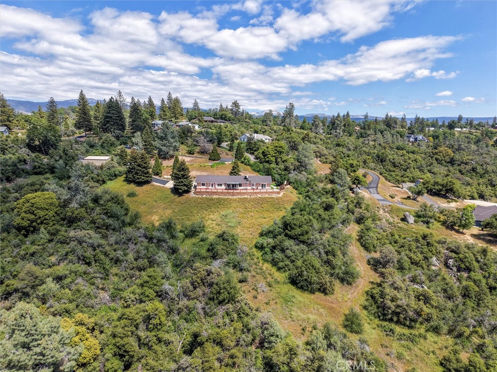 39380 Suncrest Ct, Oakhurst, CA 93644