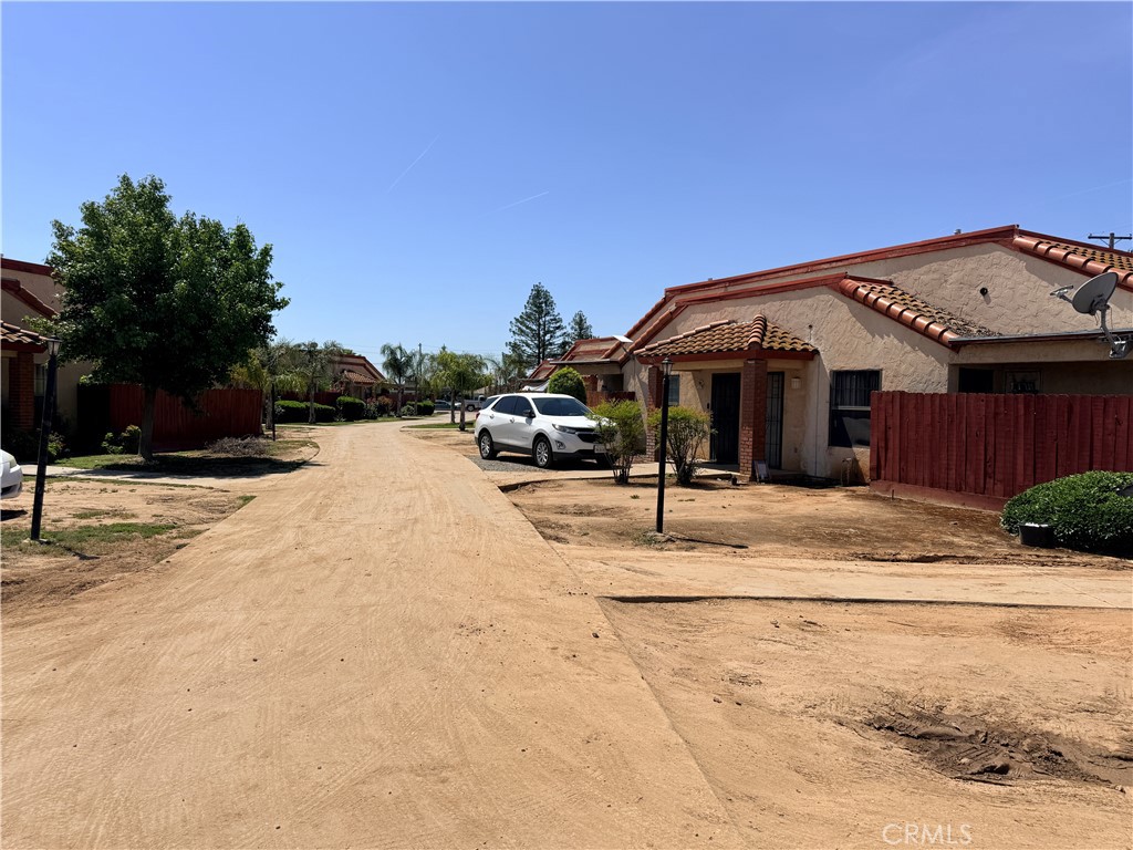1405 E Cypress, Reedley, CA 93654