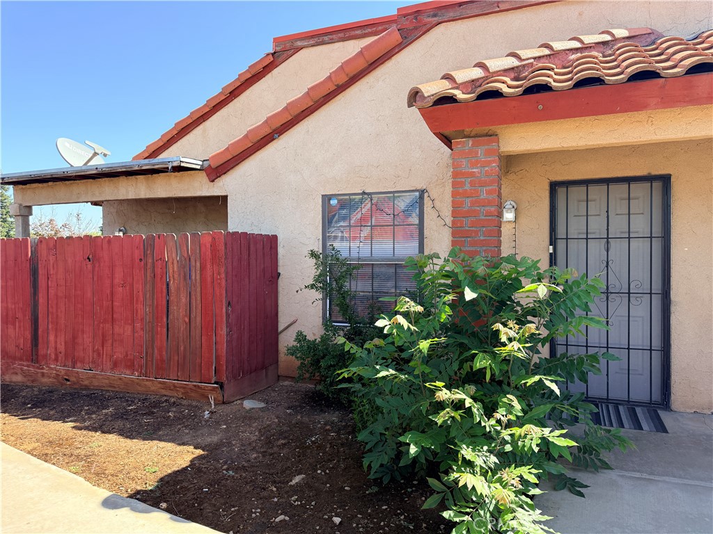 1405 E Cypress, Reedley, CA 93654