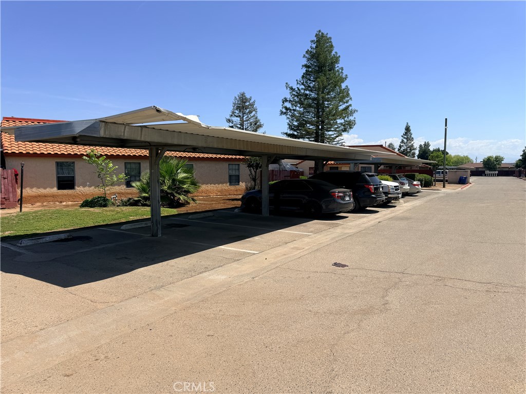 1405 E Cypress, Reedley, CA 93654