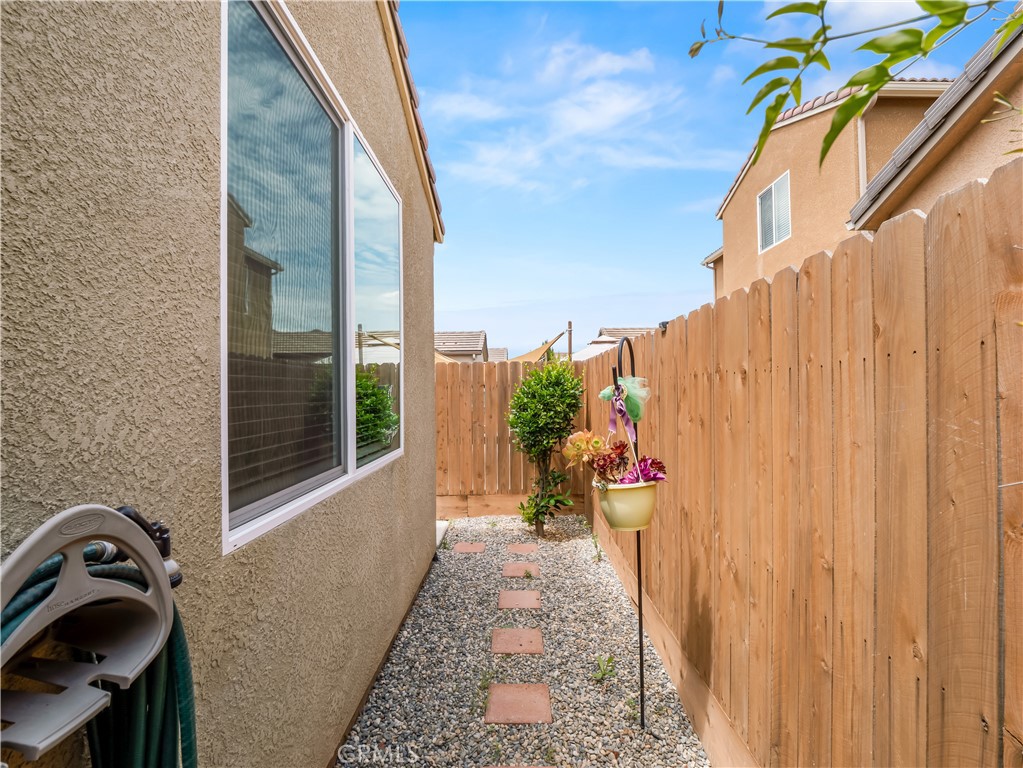 2459 Lombard, Clovis, CA 93619