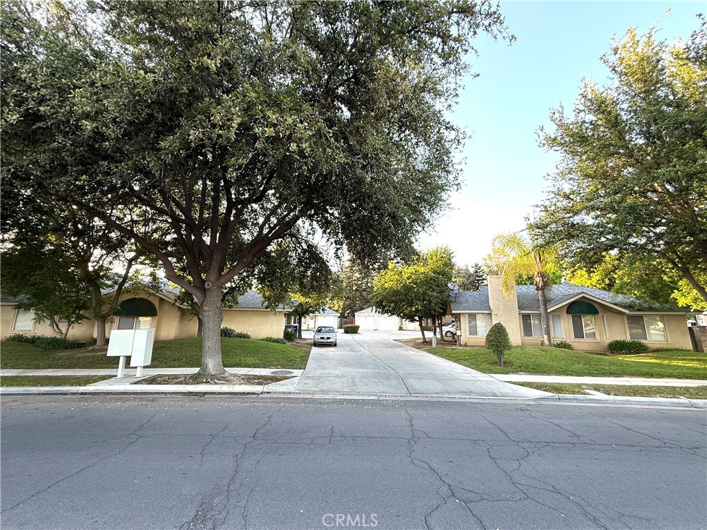 7117 N Antioch, Fresno, CA 93722