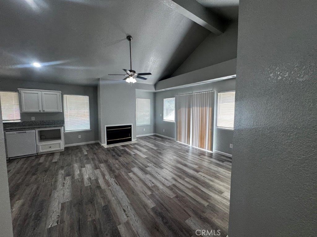 7117 N Antioch, Fresno, CA 93722