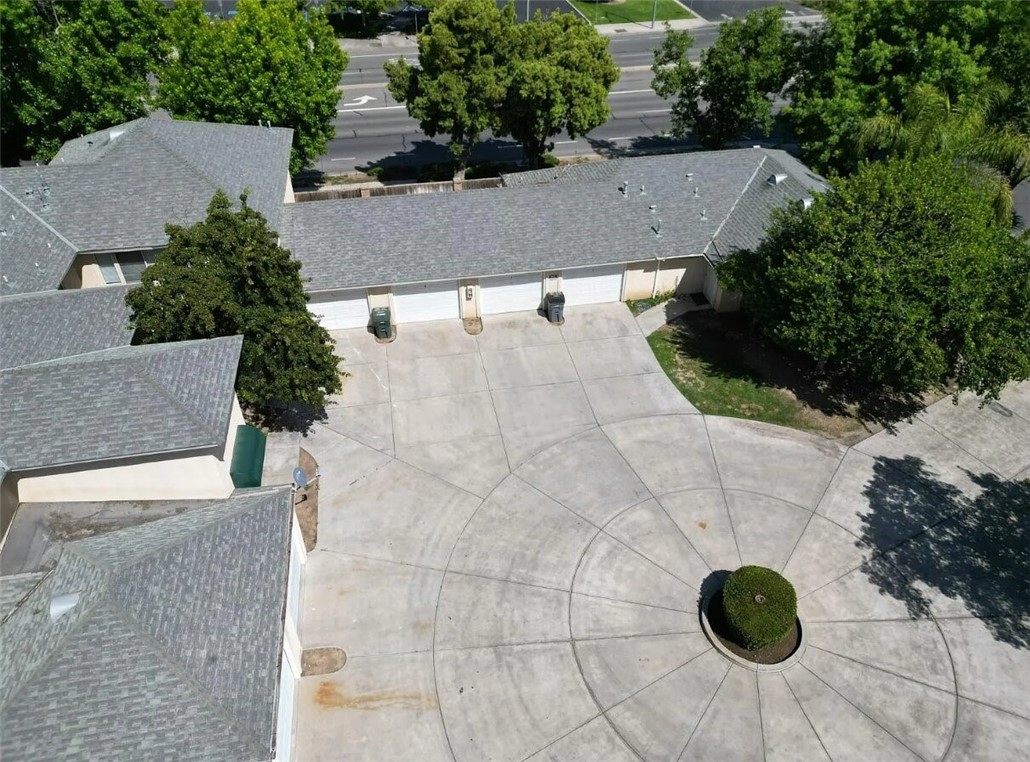 7127 N Antioch, Fresno, CA 93722