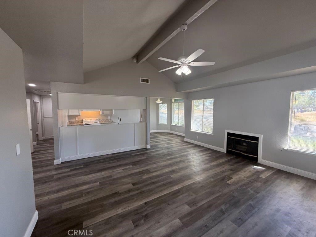 7127 N Antioch, Fresno, CA 93722