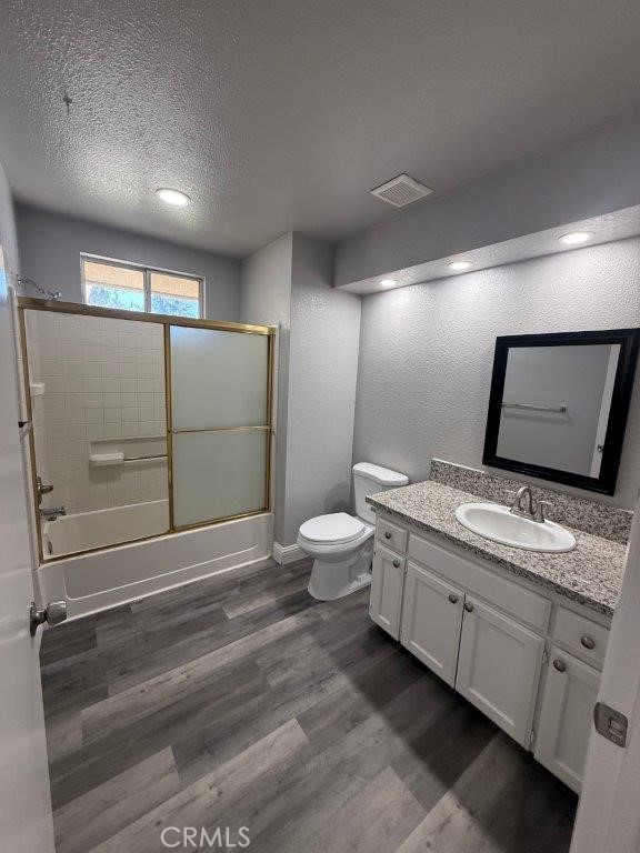 7127 N Antioch, Fresno, CA 93722