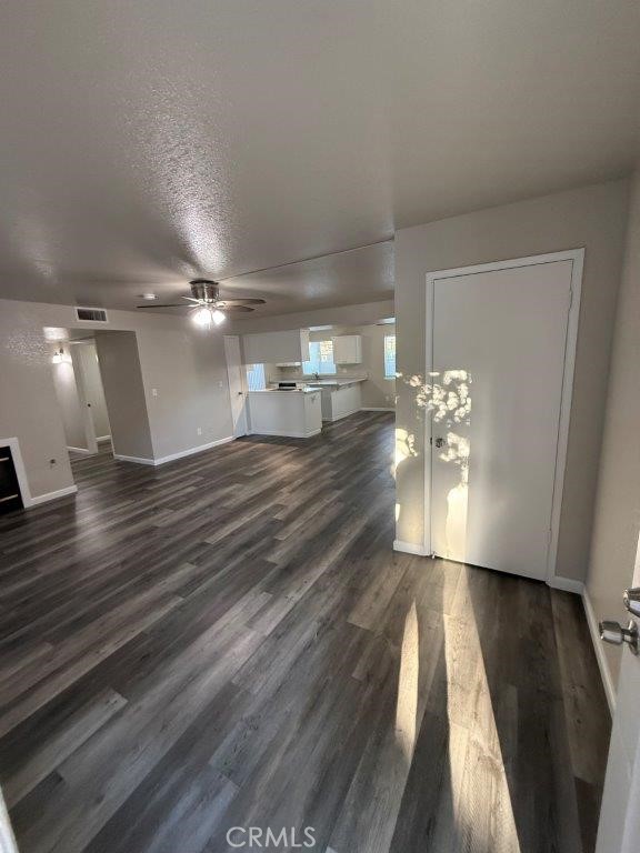 7127 N Antioch, Fresno, CA 93722