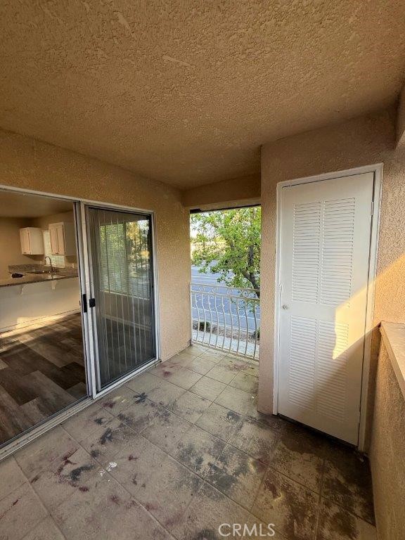 7127 N Antioch, Fresno, CA 93722