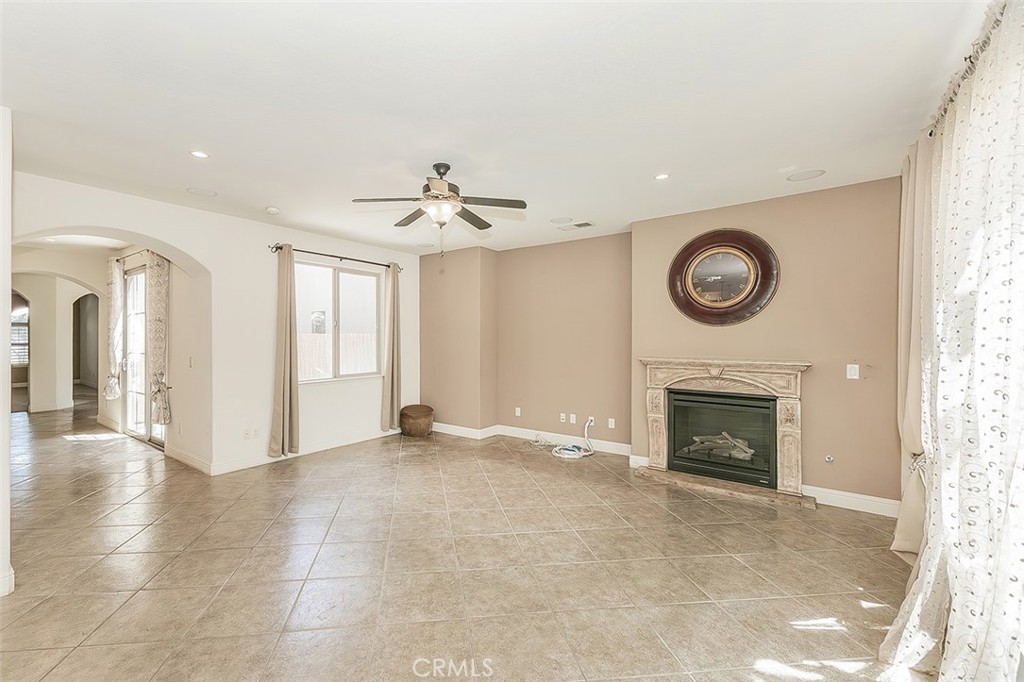 11345 N Via Montessori Dr, Fresno, CA 93730