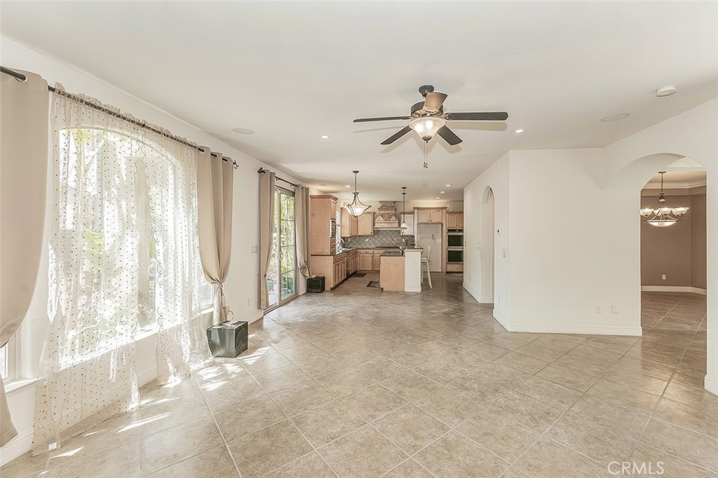 11345 N Via Montessori Dr, Fresno, CA 93730