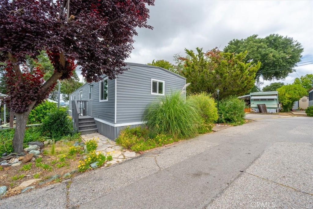 5715 Santa Cruz, Atascadero, CA 93422