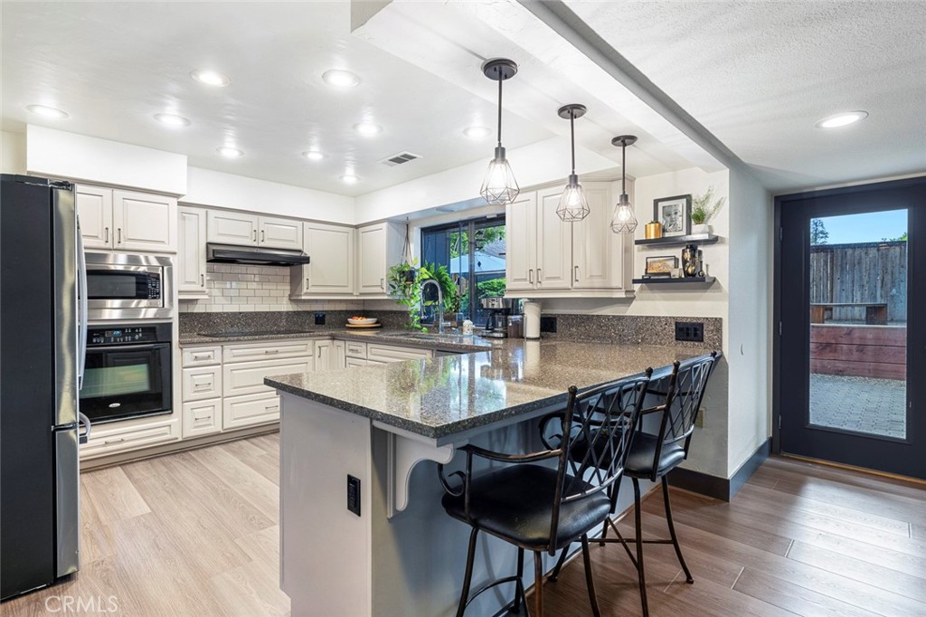 6638 N Marty, Fresno, CA 93711