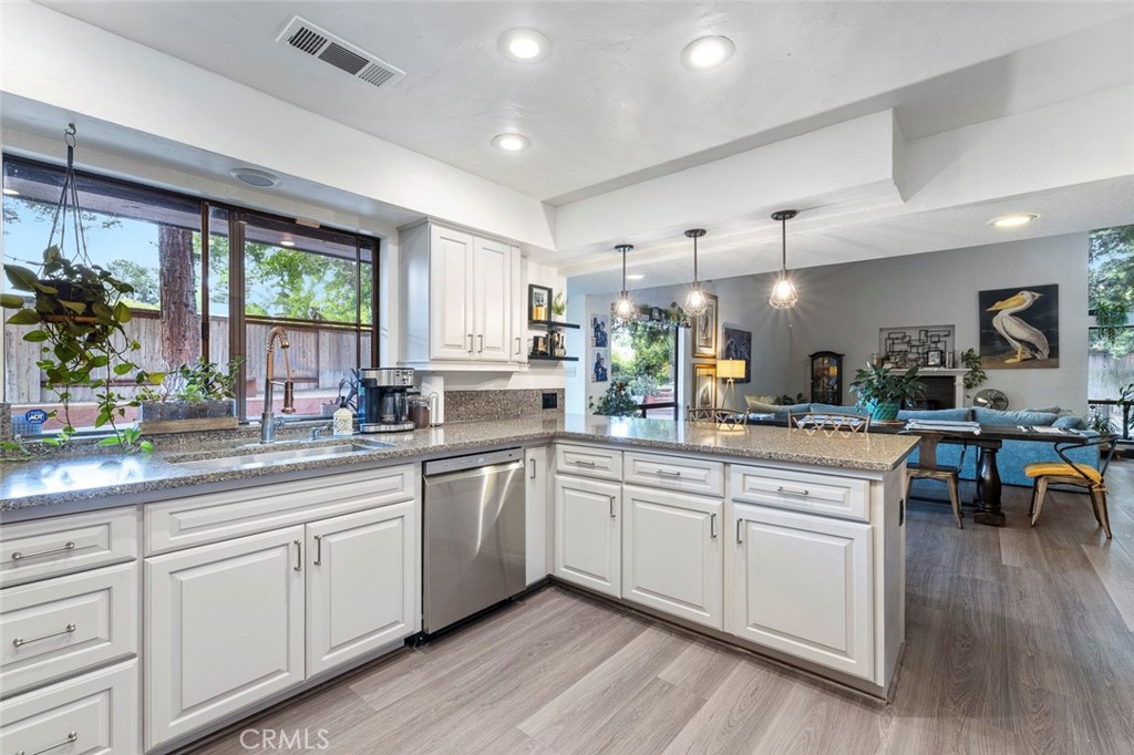 6638 N Marty, Fresno, CA 93711
