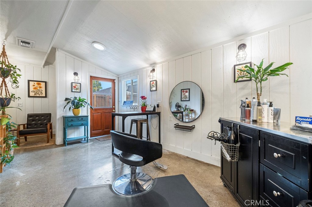 6638 N Marty, Fresno, CA 93711
