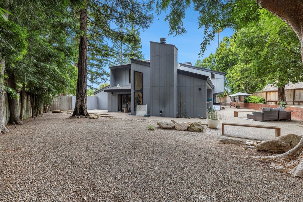 6638 N Marty, Fresno, CA 93711
