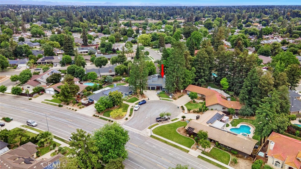 6638 N Marty, Fresno, CA 93711