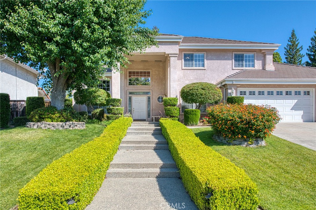 860 E Dartmouth, Fresno, CA 93730