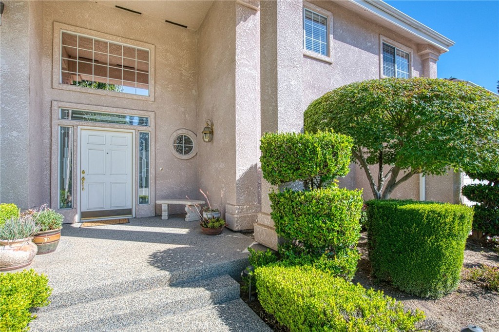860 E Dartmouth, Fresno, CA 93730