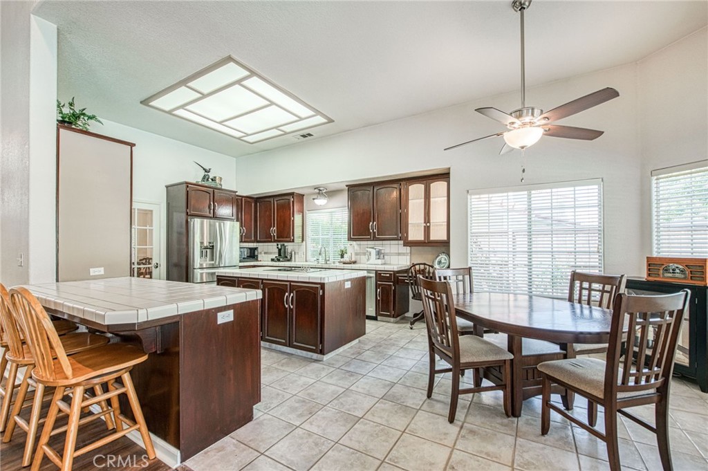 860 E Dartmouth, Fresno, CA 93730