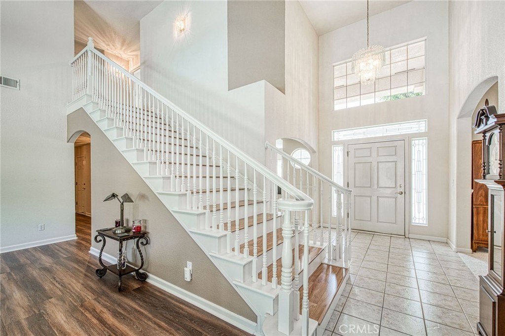 860 E Dartmouth, Fresno, CA 93730