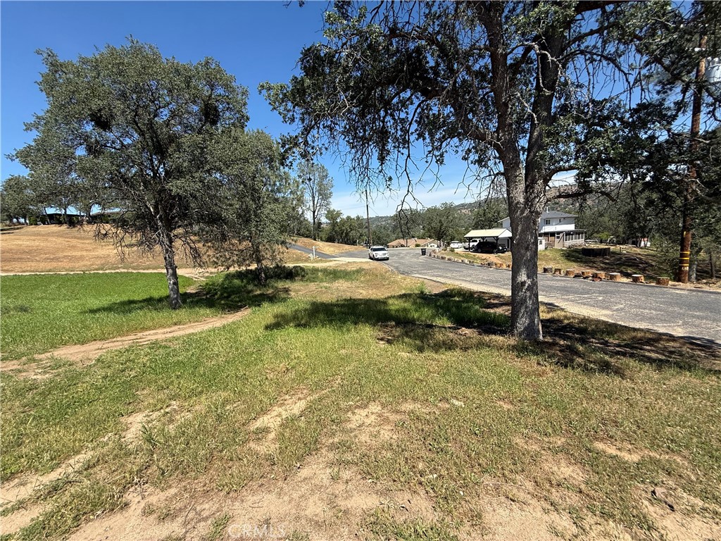 958 N Kings Canyon Ct, Coarsegold, CA 93614