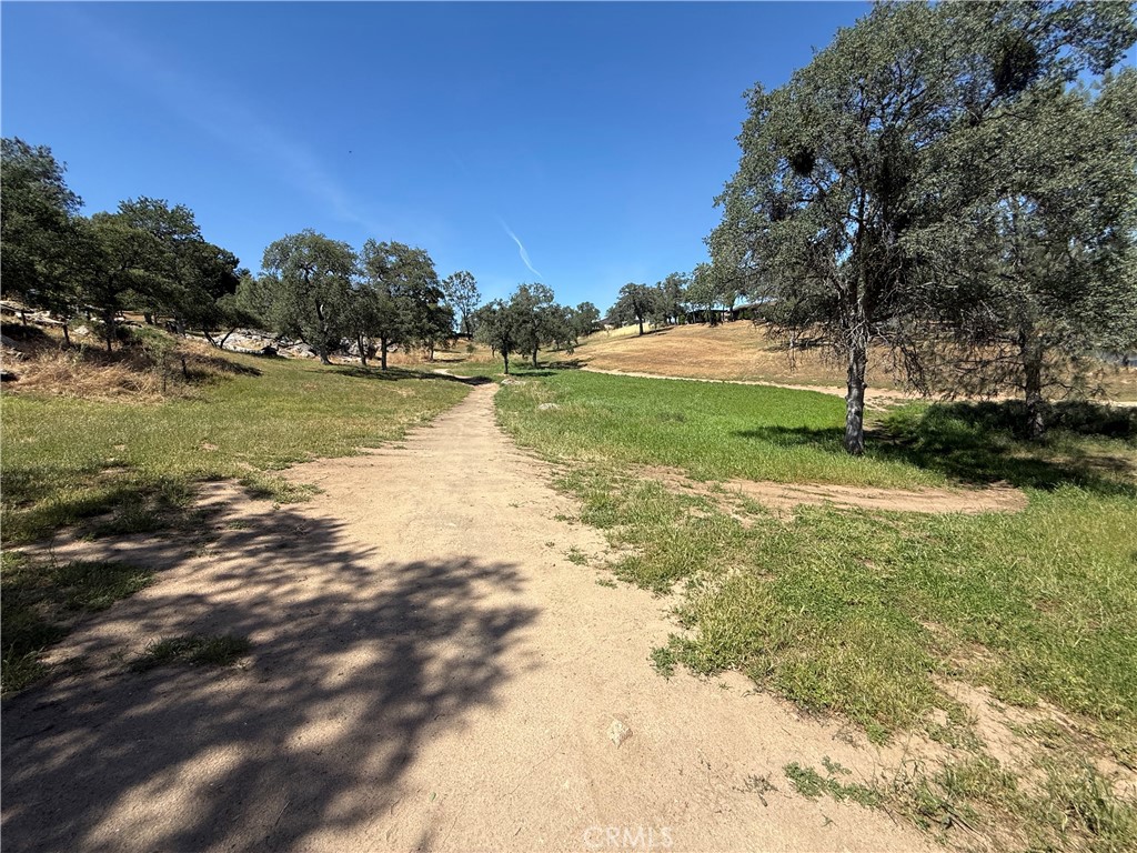 958 N Kings Canyon Ct, Coarsegold, CA 93614