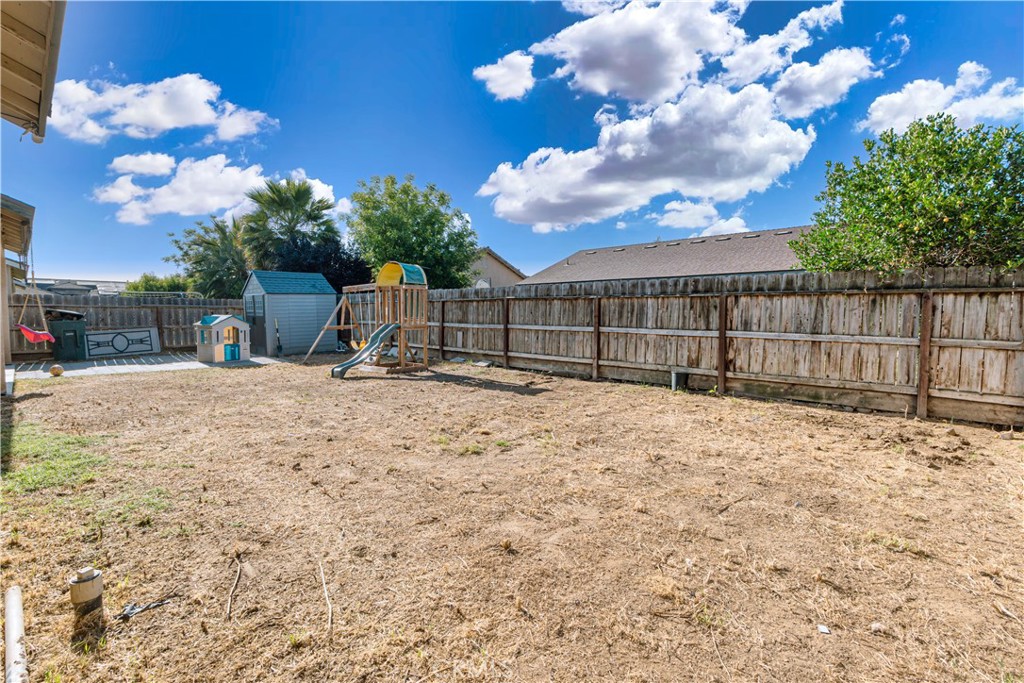 7443 Ensminger, Visalia, CA 93291