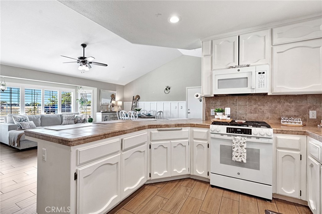 17211 Alonzo Ct, Madera, CA 93638