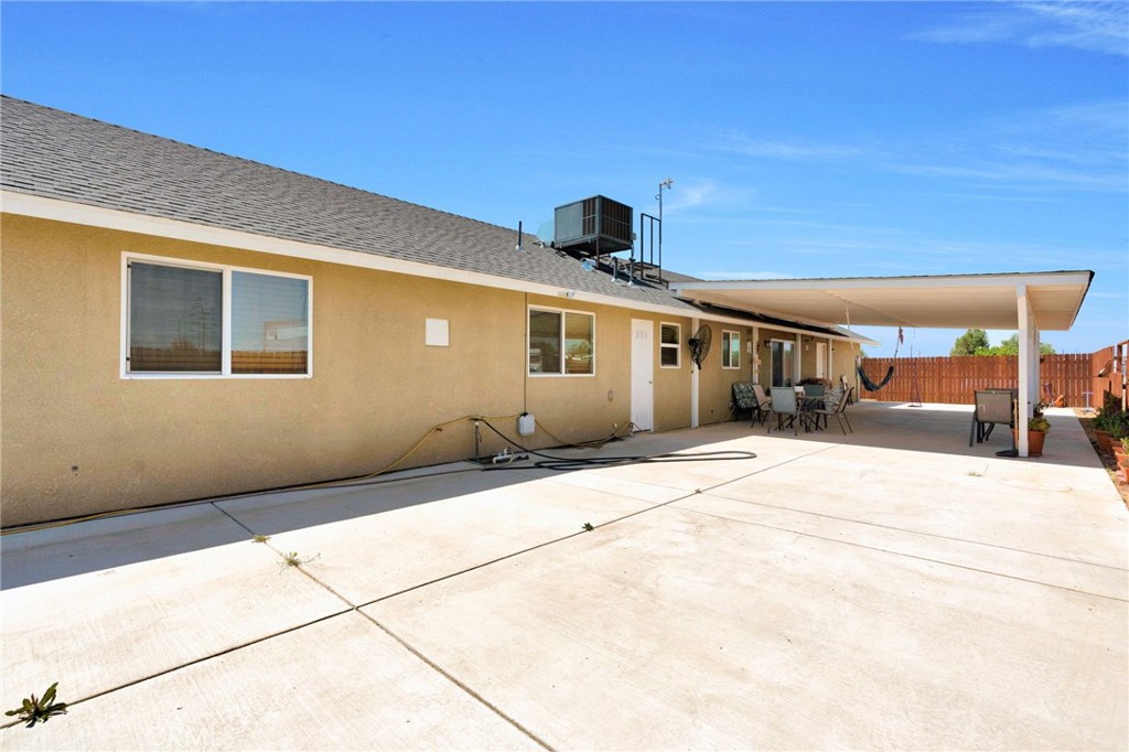 17211 Alonzo Ct, Madera, CA 93638