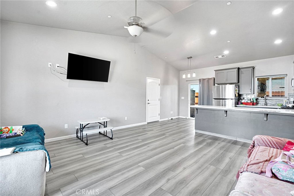 17211 Alonzo Ct, Madera, CA 93638