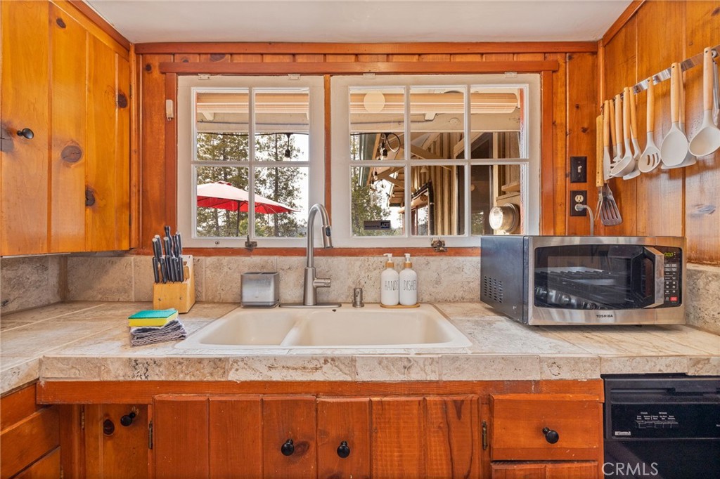 39173 Ski Slope, Bass Lake, CA 93604
