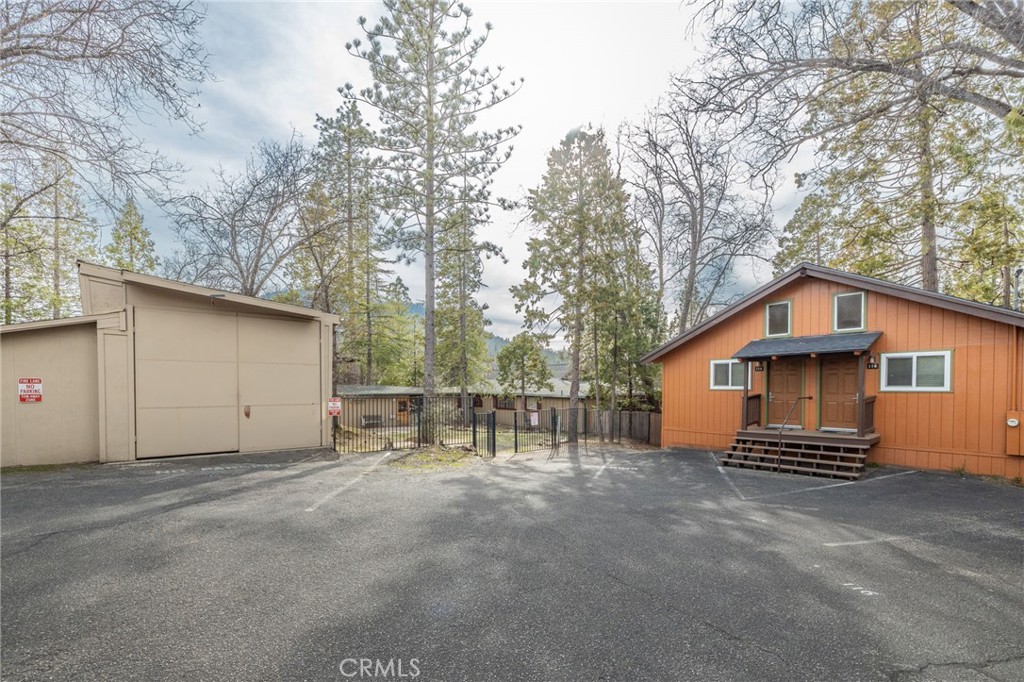 39173 Ski Slope, Bass Lake, CA 93604