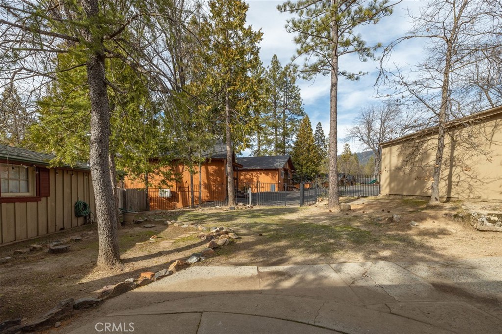 39173 Ski Slope, Bass Lake, CA 93604