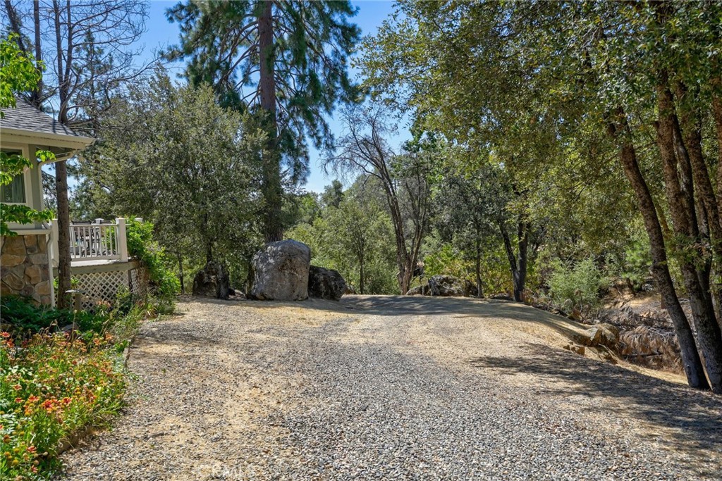 44550 Windsong Way, Ahwahnee, CA 93601