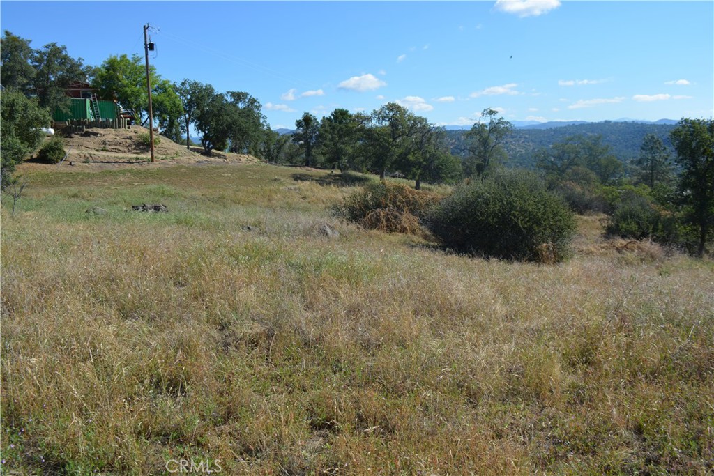 1 Corral Dr, Coarsegold, CA 93614