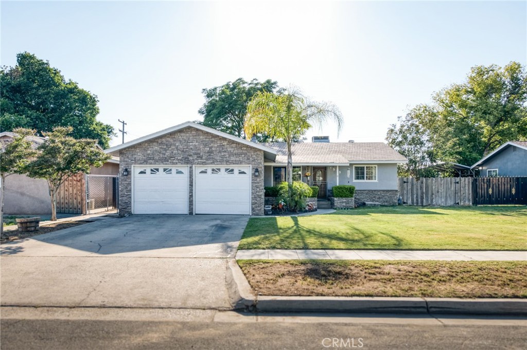 1515 N Chance, Fresno, CA 93703