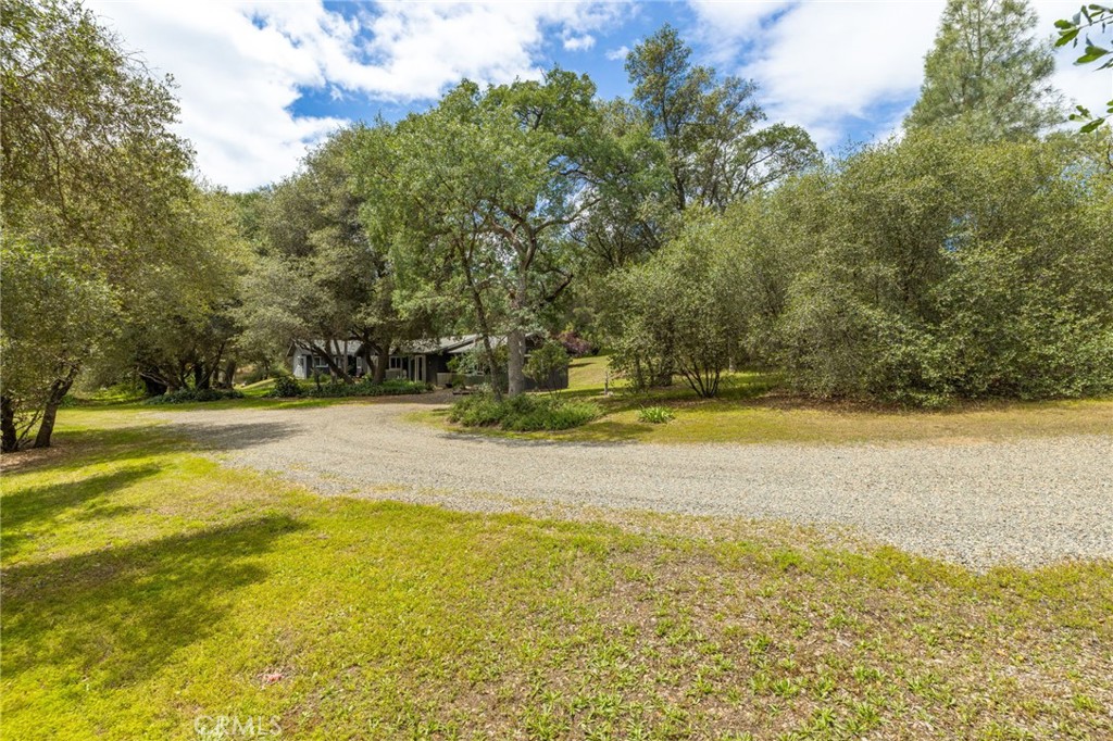 46320 Oonay Nation Rd, Coarsegold, CA 93614