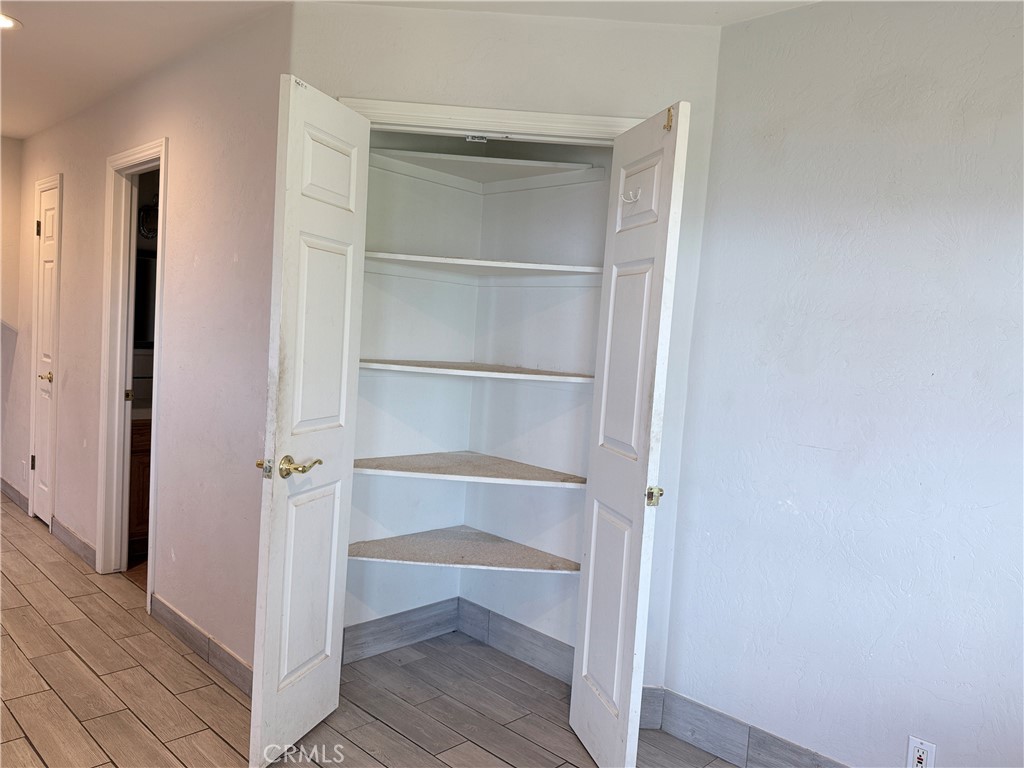 34914 Sneezeweed Ln, North Fork, CA 93643