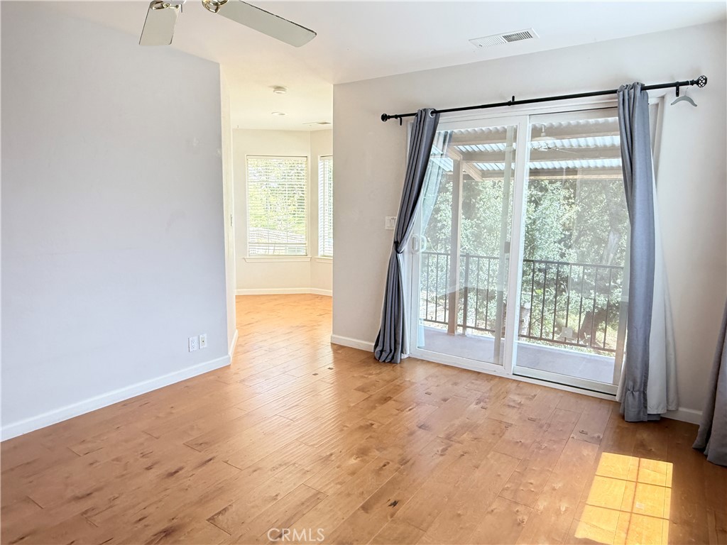 34914 Sneezeweed Ln, North Fork, CA 93643