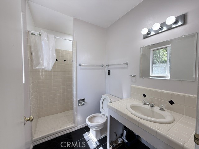 34914 Sneezeweed Ln, North Fork, CA 93643