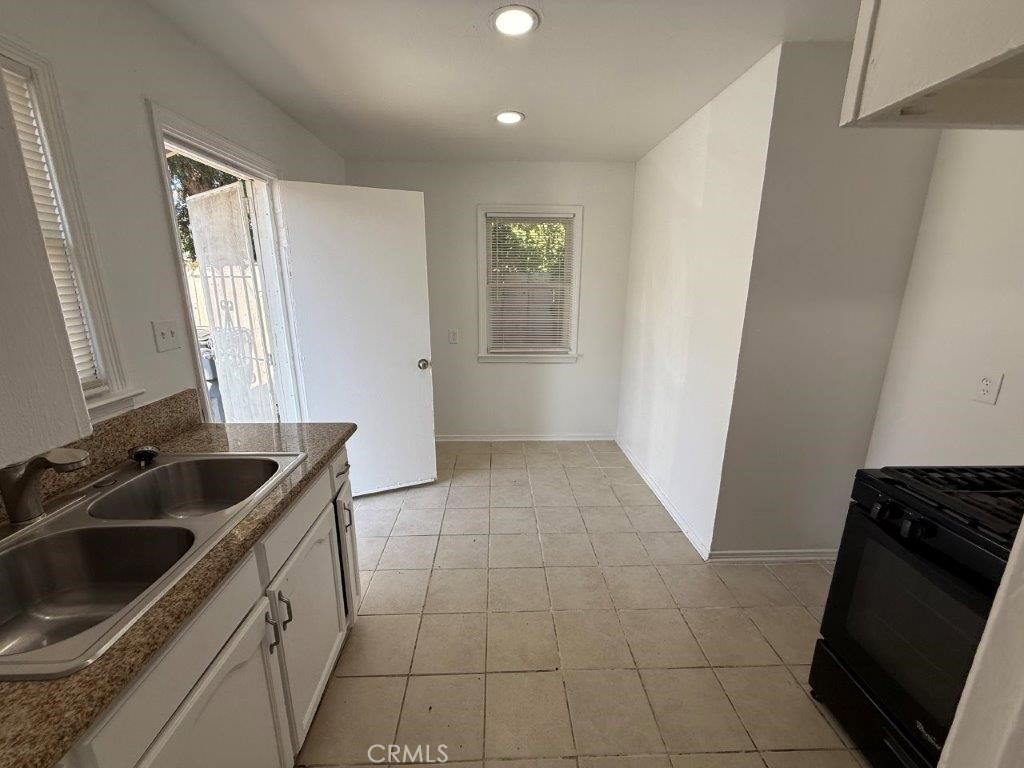 129 N Park, Fresno, CA 93701