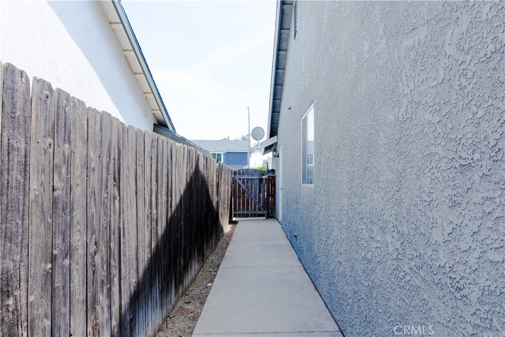 5430 W Fedora, Fresno, CA 93722