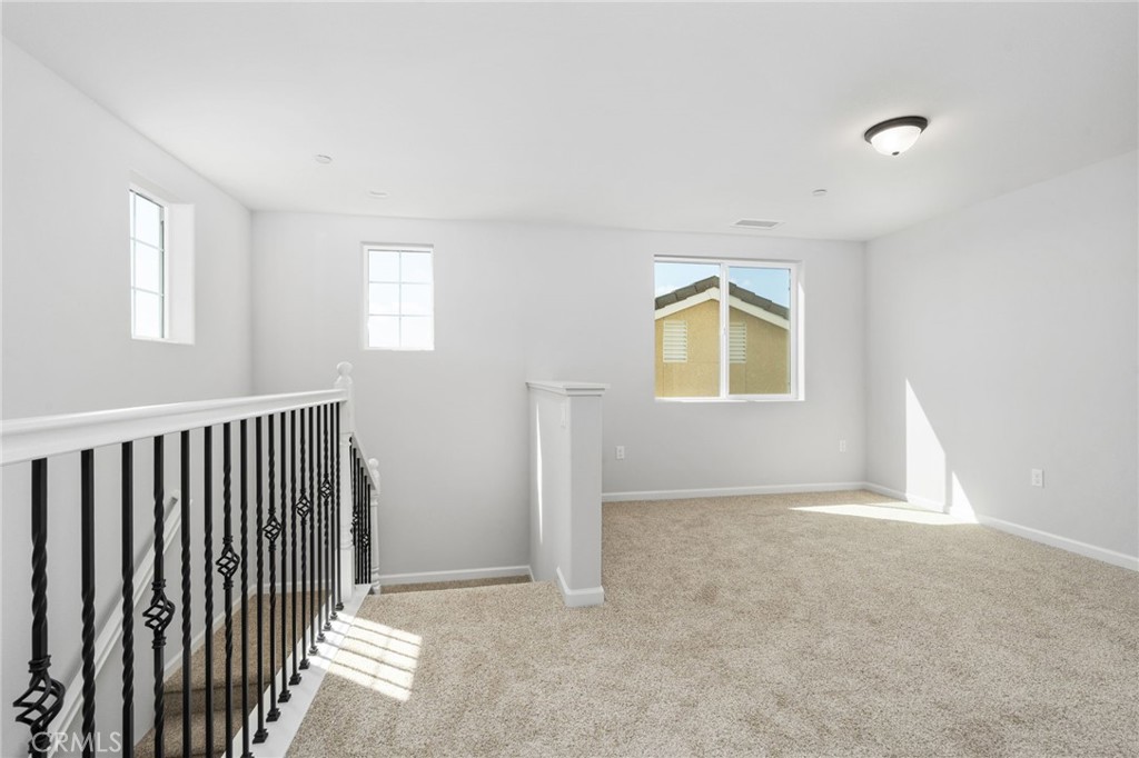 1266 S Talus Way, Madera, CA 93636